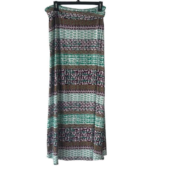 Cato Women's Size Medium Green Purple Tribal Printed Maxi Skirt - Picture 4 of 7